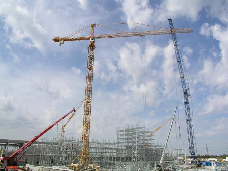 Башенный кран Liebherr 80 HC (6 тонн)