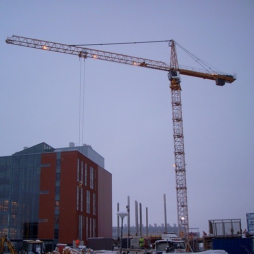 Аренда башенного крана Liebherr 32 TT (4 тонны)